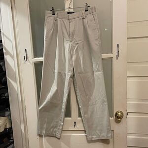 Dockers Men's Light khaki Chinos